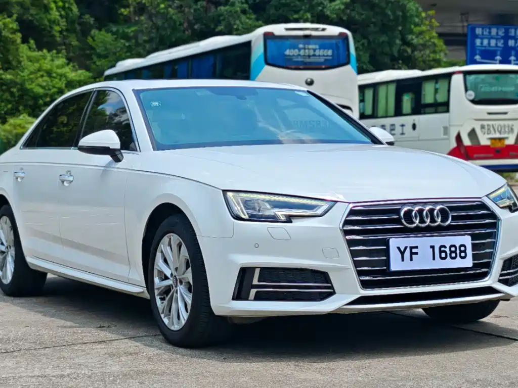 Audi A4L 2019