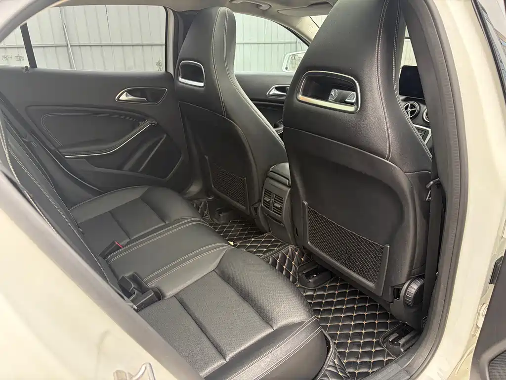 Mercedes-Benz GLA 2019 — фото 13