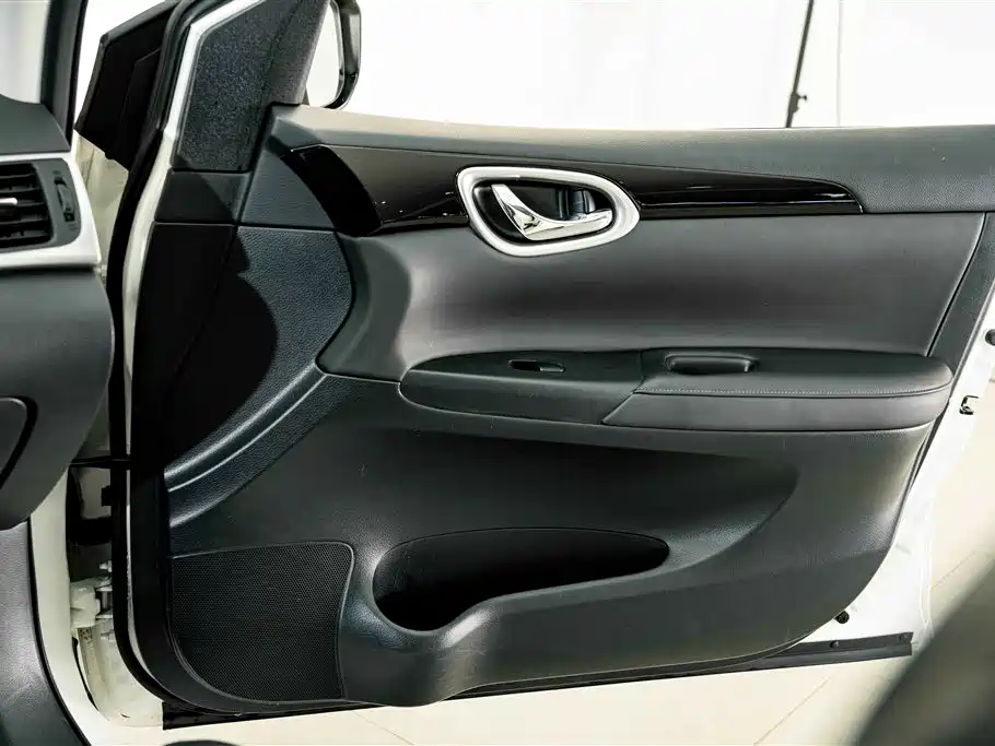 Nissan Sylphy 2021 — фото 15