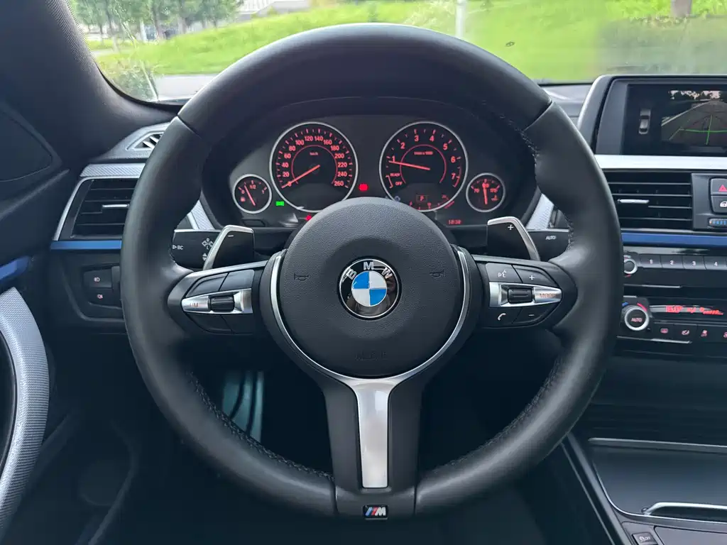 BMW 4 Series 2018 — фото 19