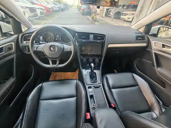 Volkswagen Golf 2019