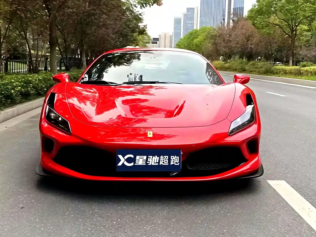 Ferrari F8 2022 — фото 2
