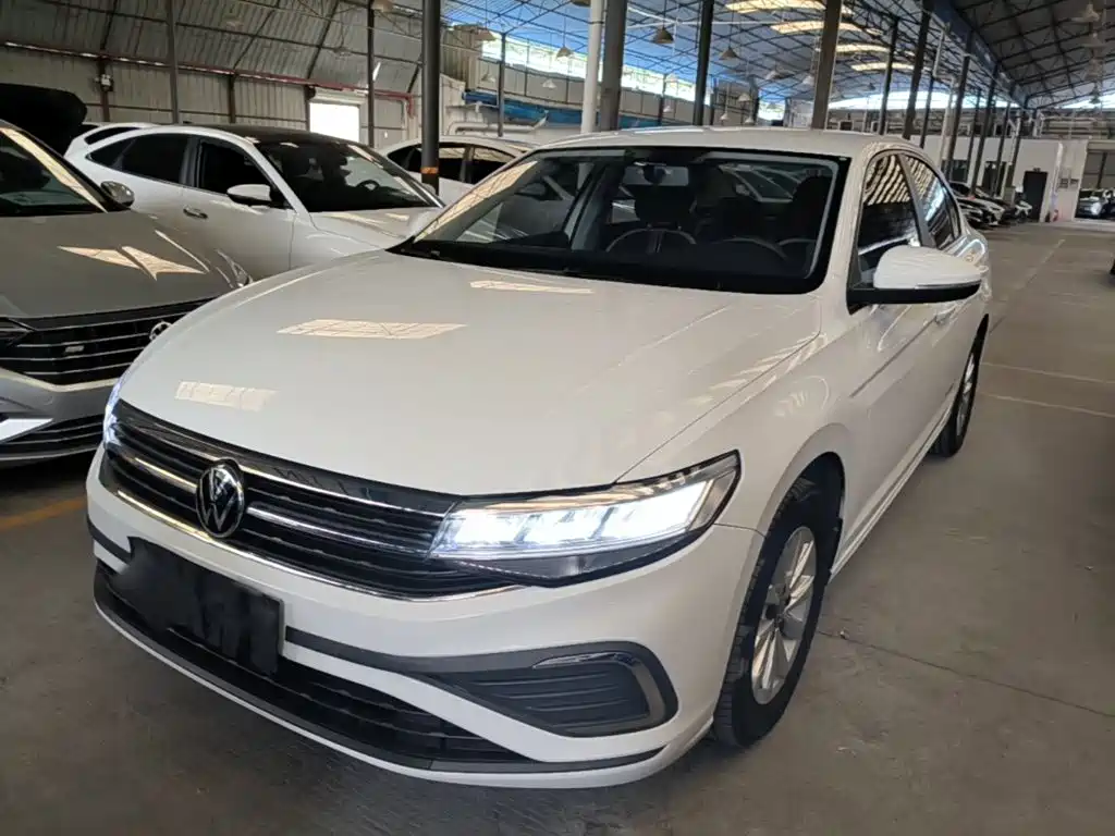 Volkswagen Bora 2024