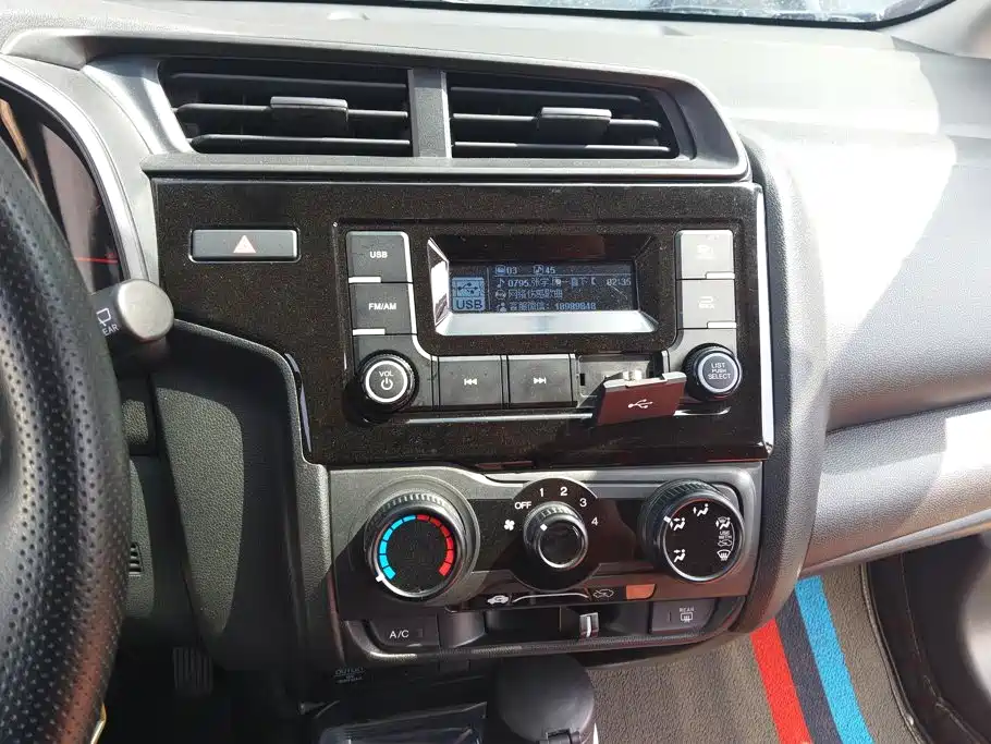 Honda Fit 2018 — фото 13
