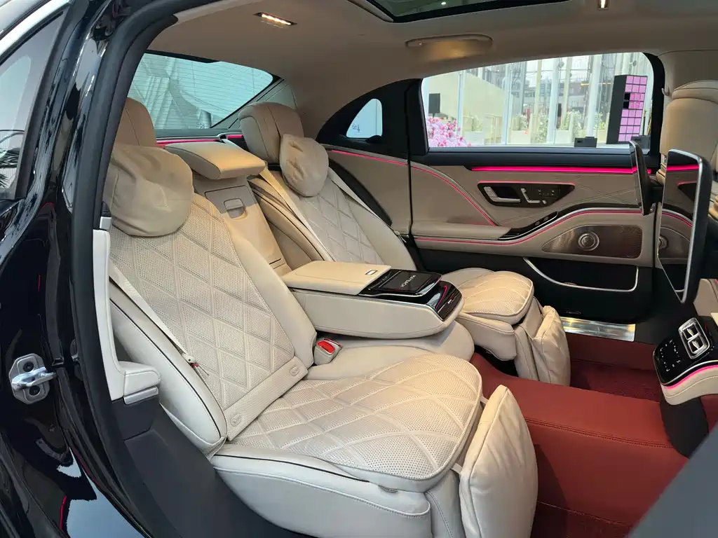 Mercedes-Benz S-Class 2025 — фото 15