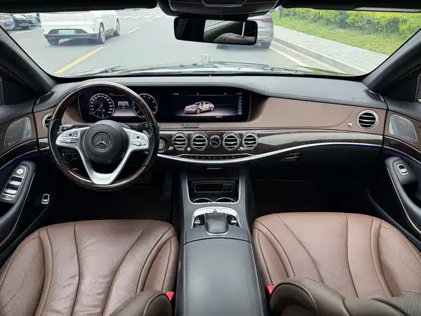 Mercedes-Benz S-Class 2020