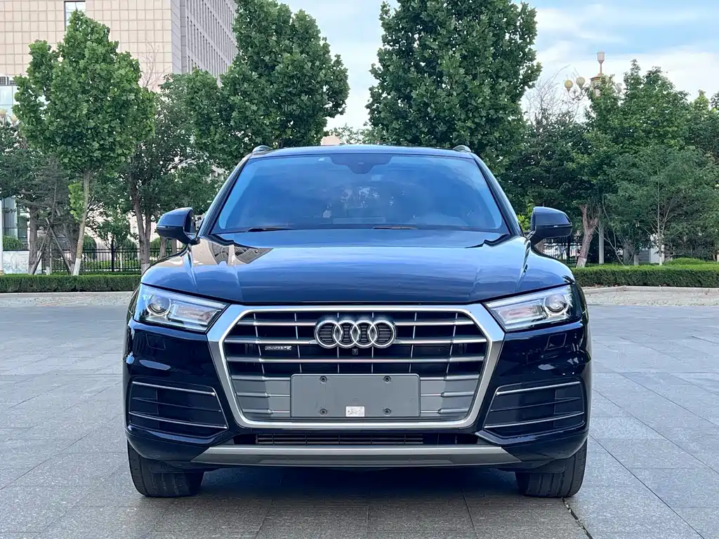 Audi Q5L 2020 — фото 2