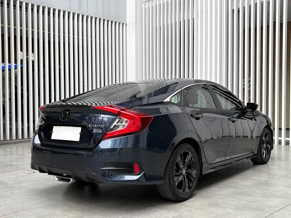 Honda Civic 2021 — фото 15