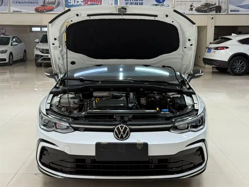 Volkswagen Golf 2022