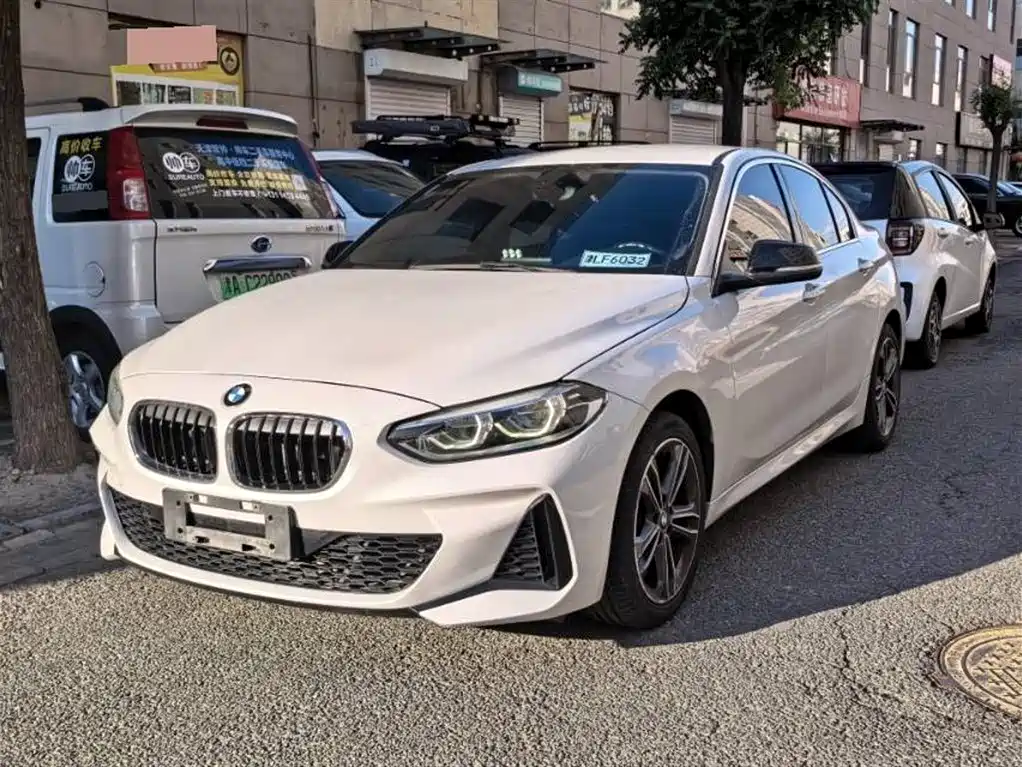 BMW 1 Series 2021