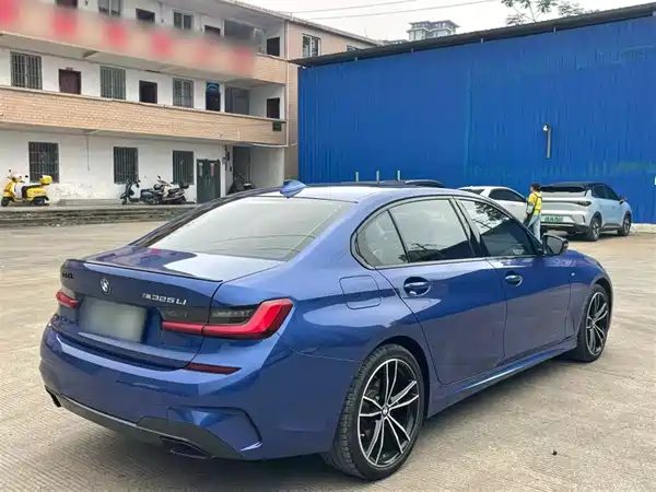 BMW 3 Series 2021