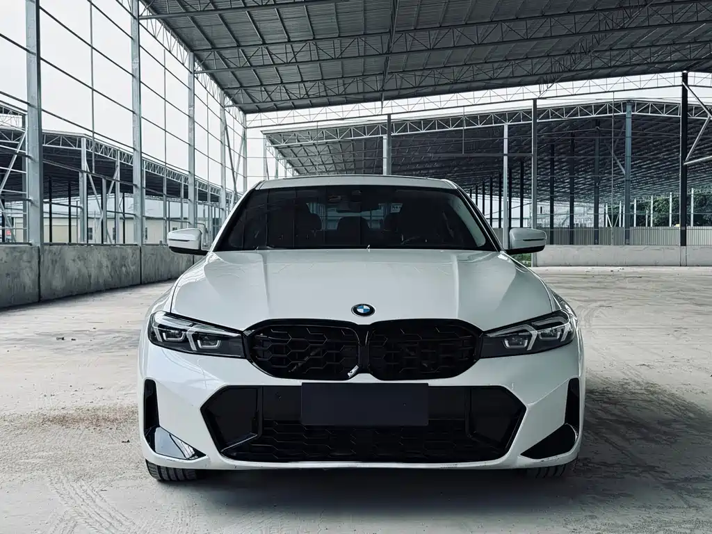 BMW 3 Series 2023