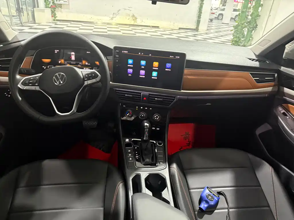 Volkswagen Bora 2023