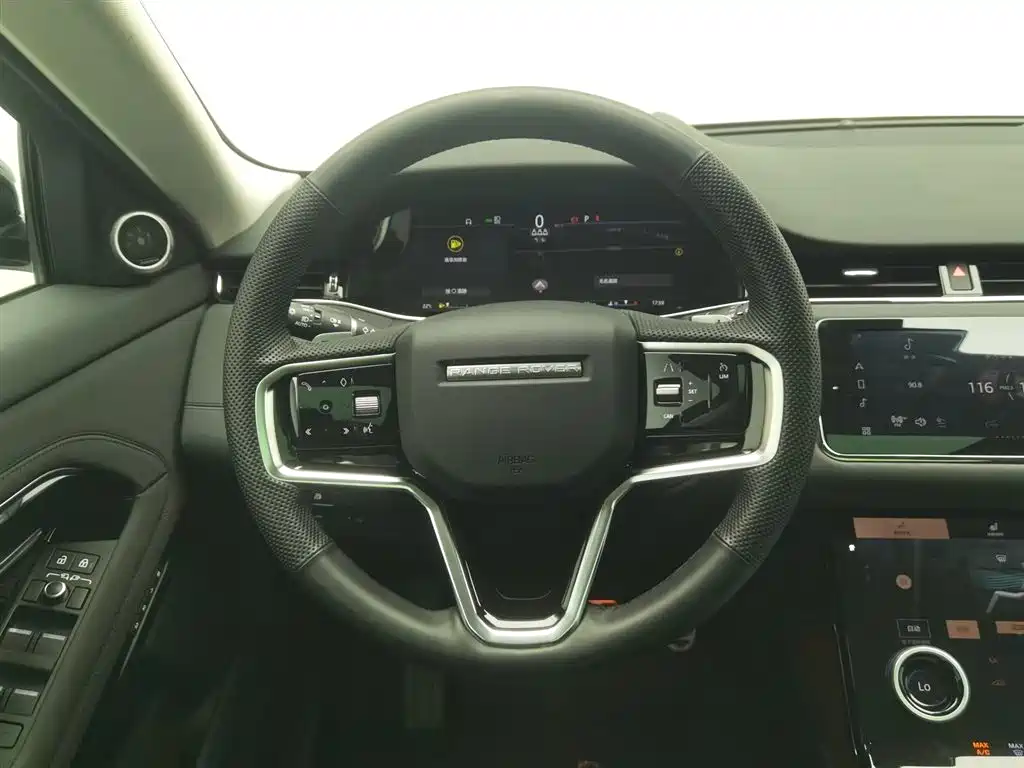 Land Rover Evoque 2023 — фото 11