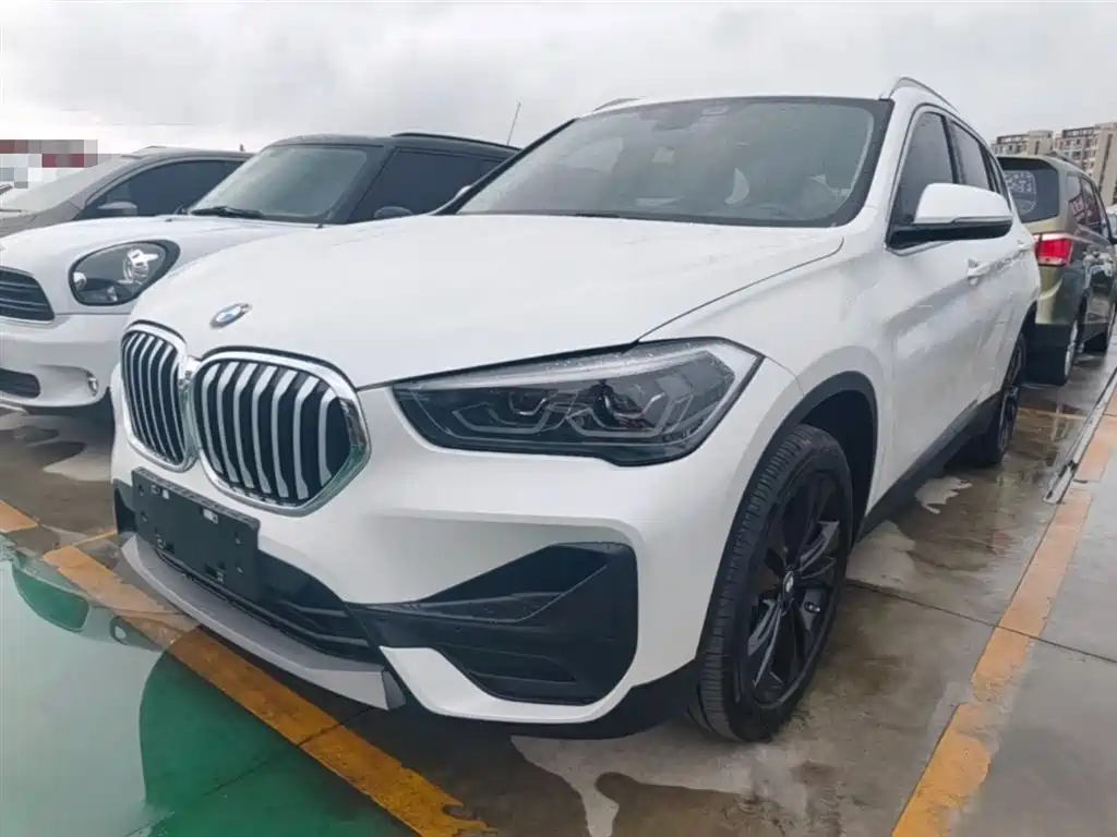 BMW X1 2021 — фото 2