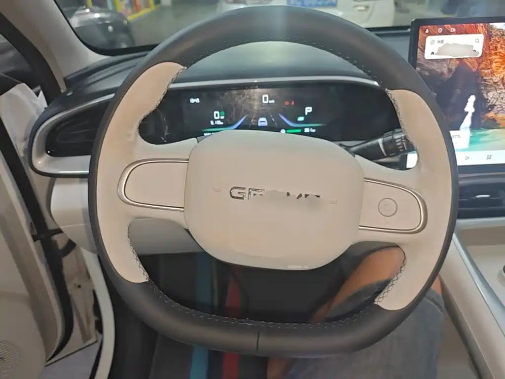 Geely Galaxy Starwish 2025 — фото 11
