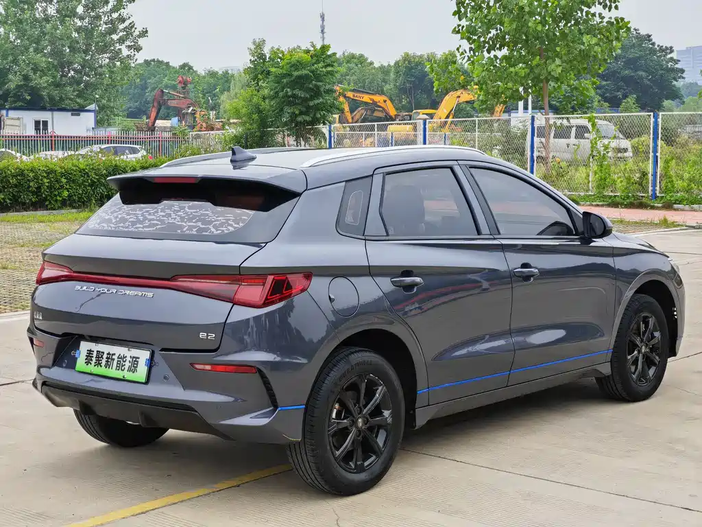 BYD e2 2021
