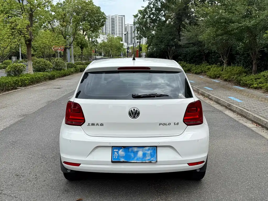 Volkswagen Polo 2015
