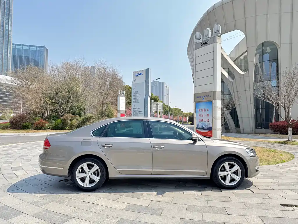 Volkswagen Passat 2015 — фото 4