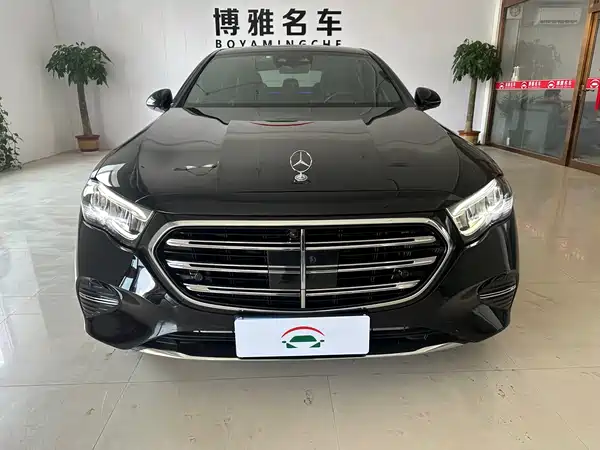 Mercedes-Benz E-Class 2023