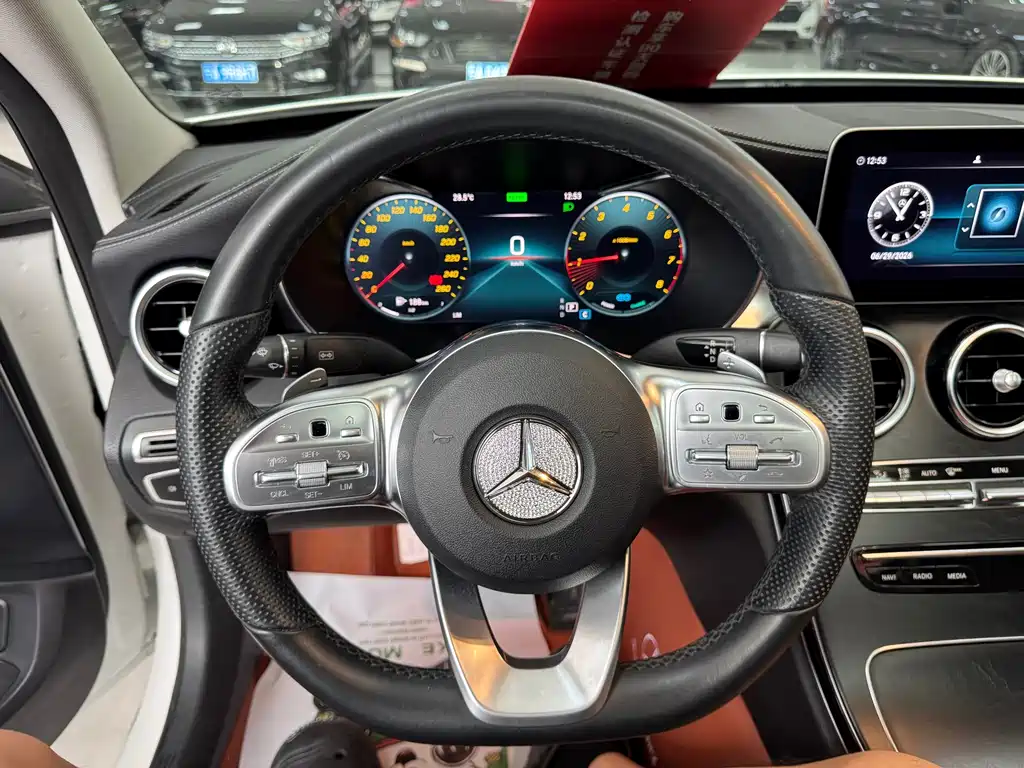 Mercedes-Benz C-Class 2020 — фото 18