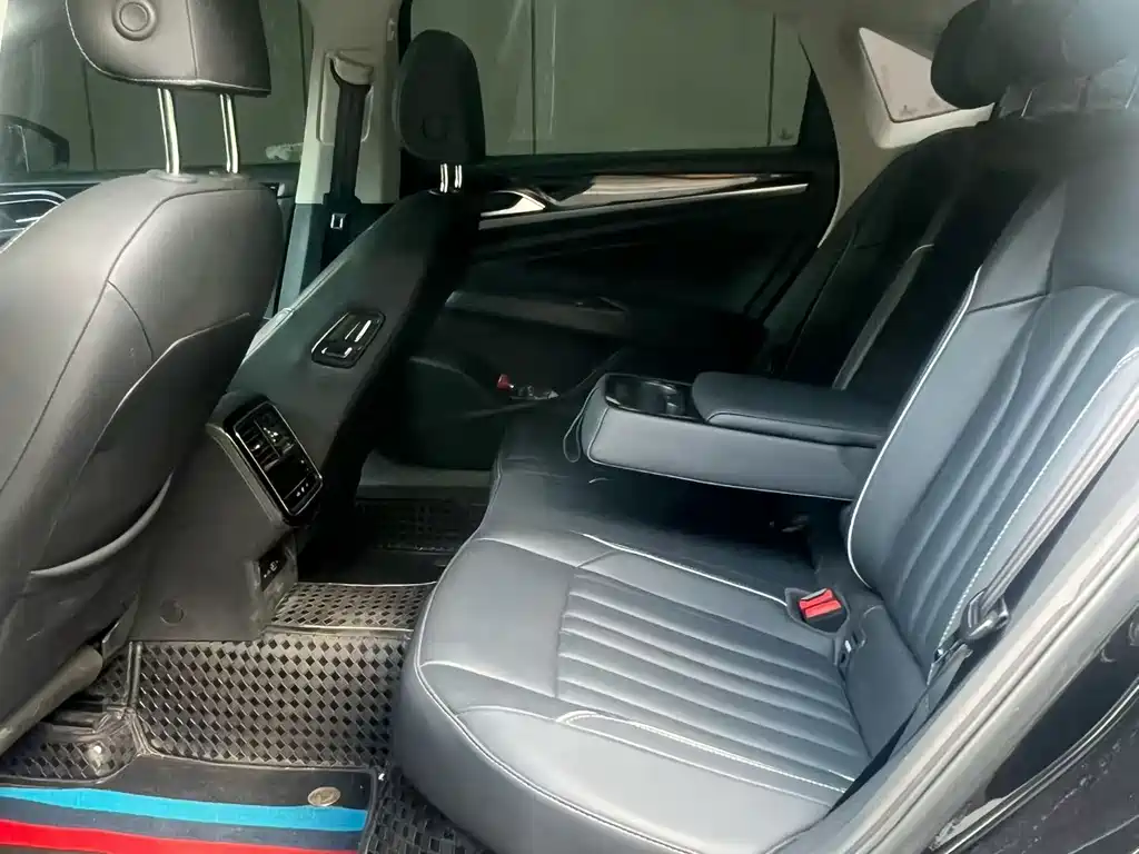 Volkswagen Passat 2023