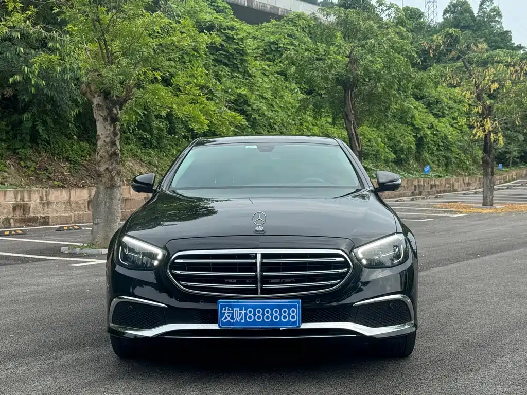 Mercedes-Benz E-Class 2022 — фото 2