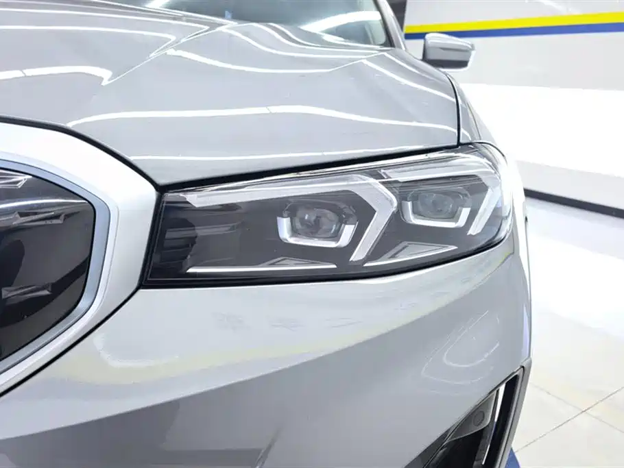 BMW i3 2022