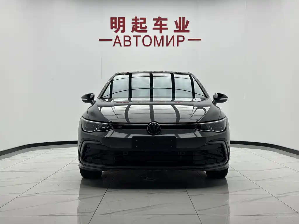 Volkswagen Golf 2023