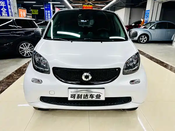 smart fortwo 2018