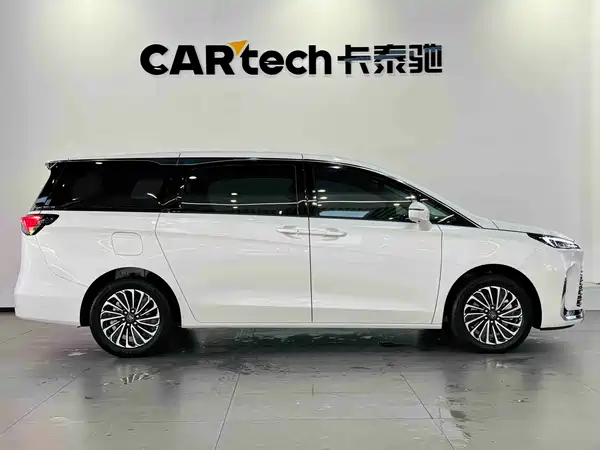 Buick GL8 New Energy 2025