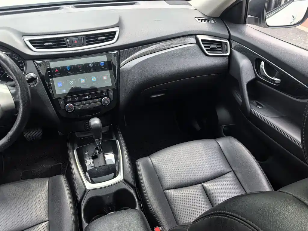 Nissan X-Trail 2017 — фото 21