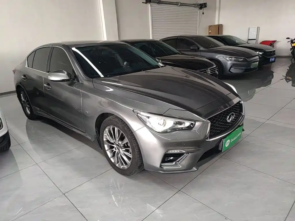 Infiniti Q50L 2021