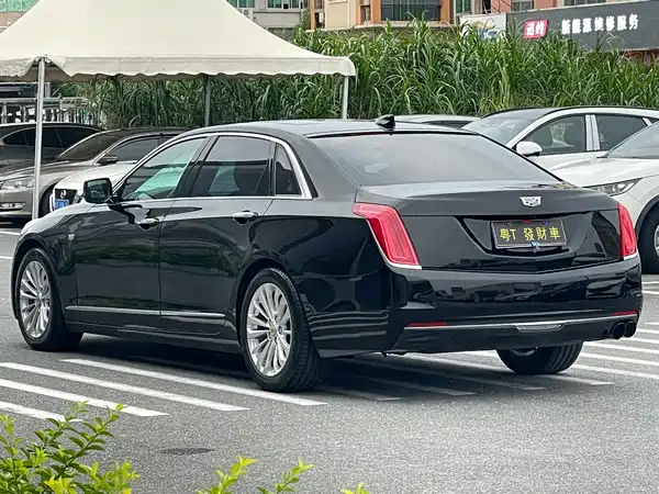Cadillac CT6 2016