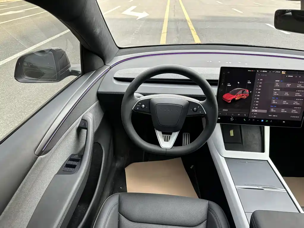 Tesla Model Y 2026 — фото 11