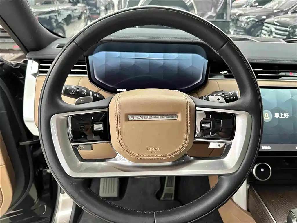 Land Rover Range Rover 2023 — фото 12