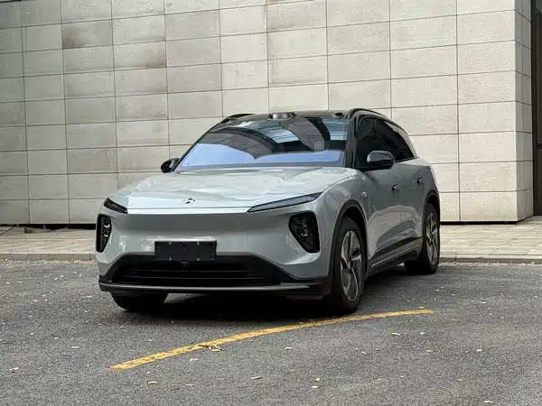 NIO ES6 2025