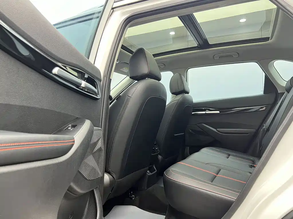 Kia KX3 2022 — фото 8