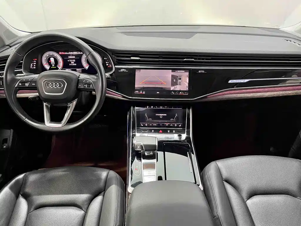 Audi Q7 2023 — фото 12