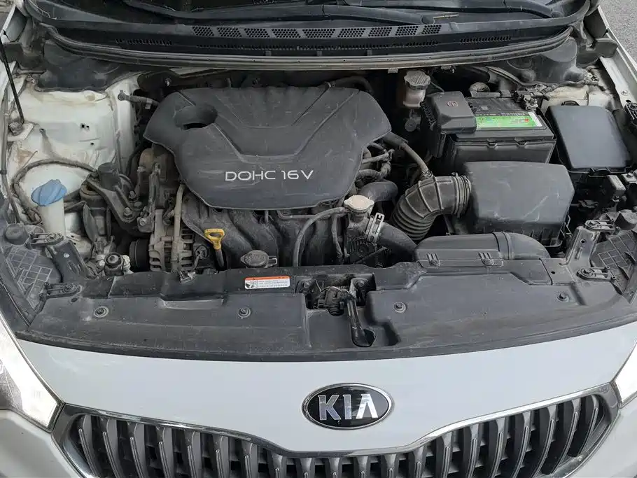 Kia K3 2015 — фото 10