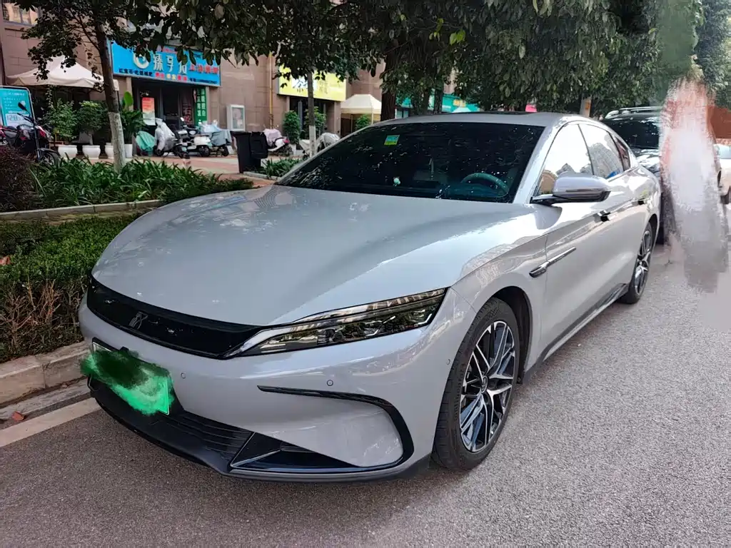 BYD Han 2025