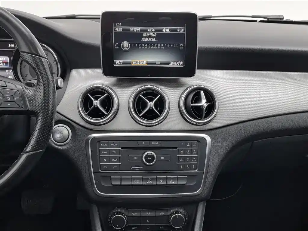 Mercedes-Benz GLA 2016 — фото 12