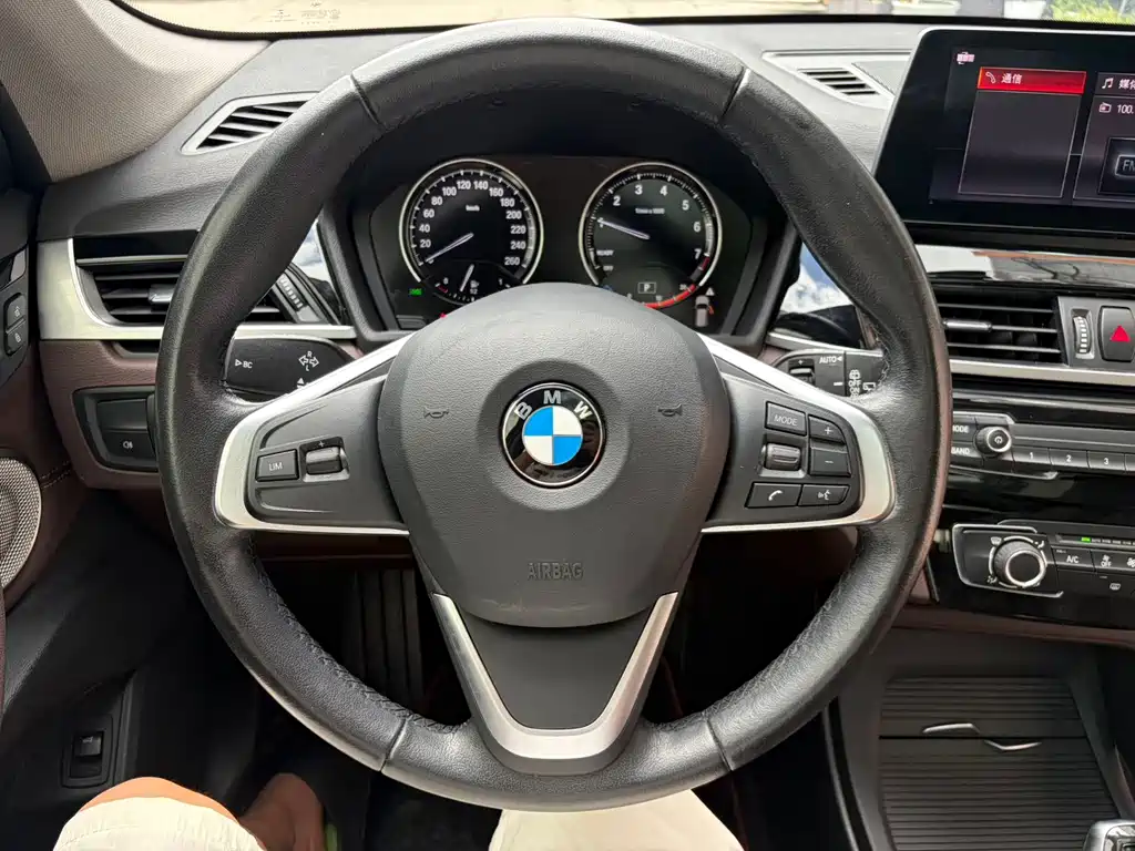 BMW X1 2021 — фото 12