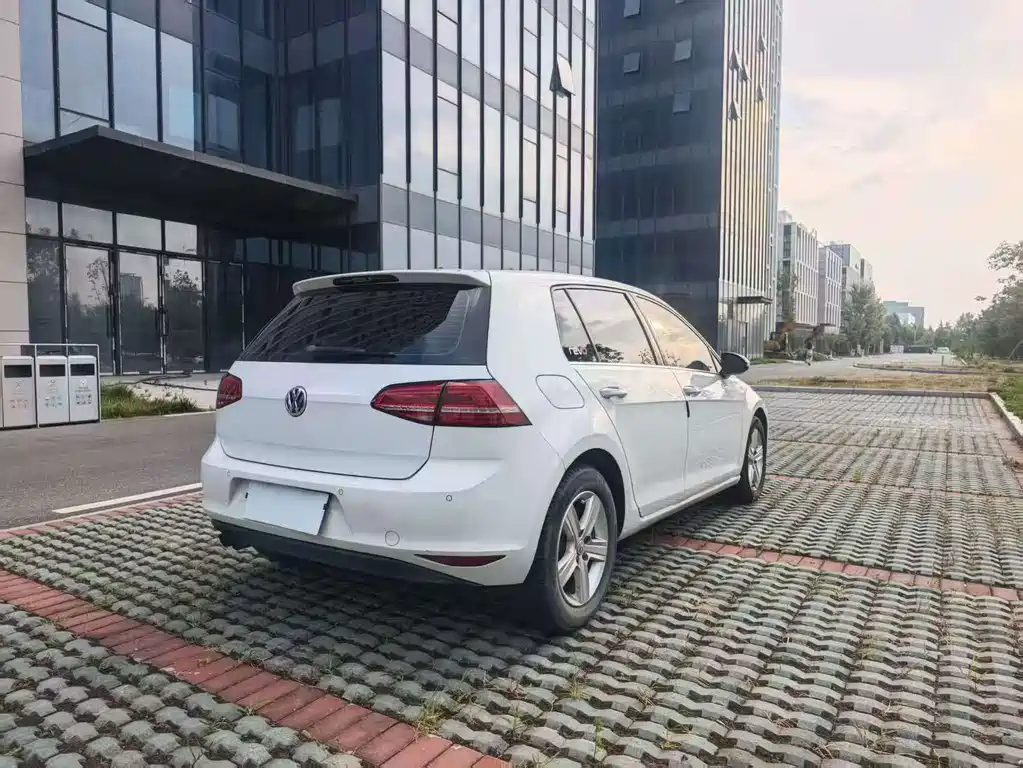 Volkswagen Golf 2015