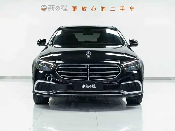 Mercedes-Benz E-Class 2022