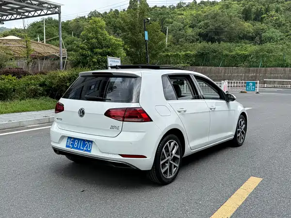 Volkswagen Golf 2020