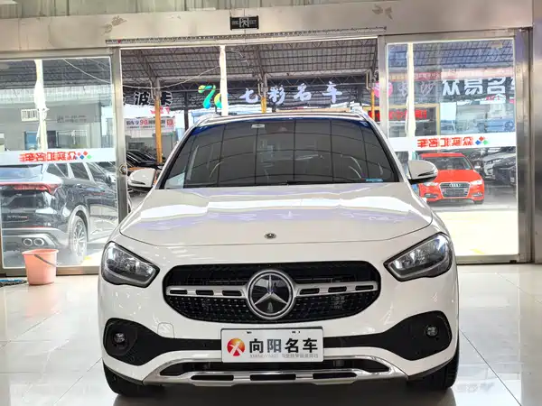 Mercedes-Benz GLA 2022