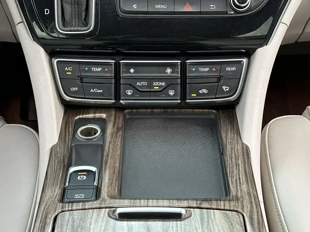 GAC Motor Trumpchi M8 2020 — фото 12