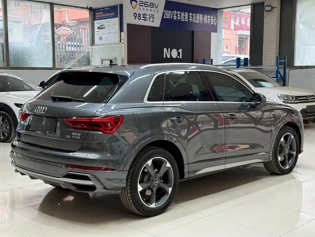 Audi Q3 2023 — фото 4