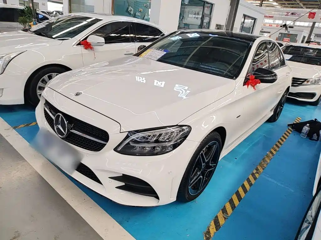 Mercedes-Benz C-Class 2021